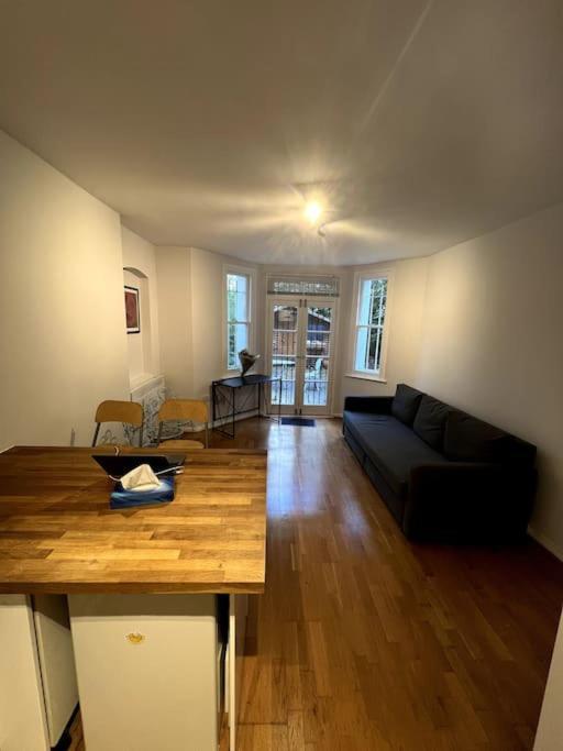 Lovely 1 Bedroom Apartment In West Kensington London Kültér fotó